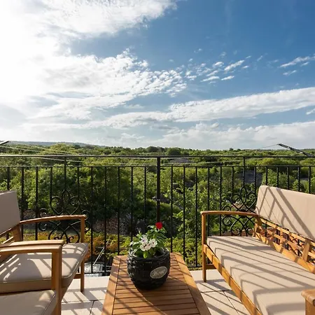 Kosic N2 Beautiful & Cosy Apartament *