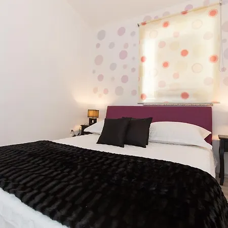 Kosic N2 Beautiful & Cosy Апартаменты