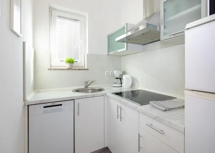 Kosic N2 Beautiful & Cosy 公寓